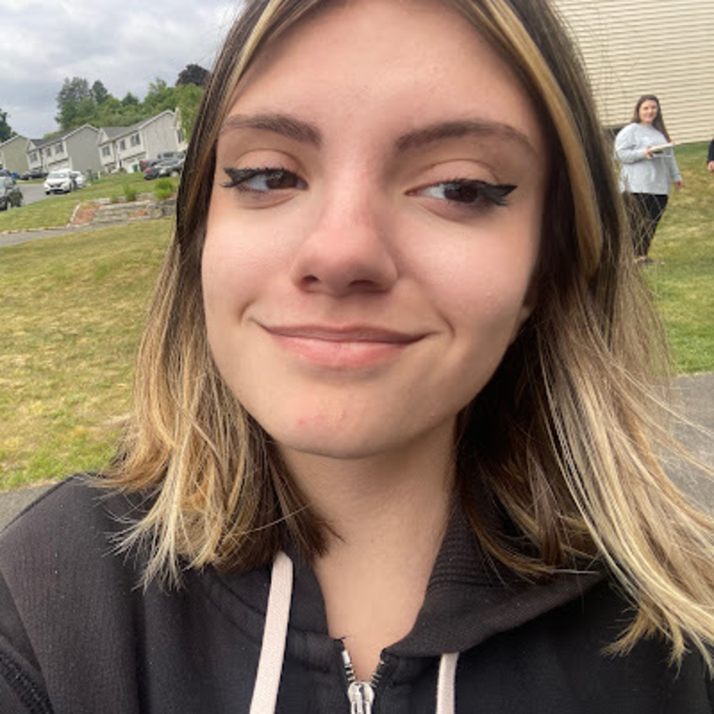 Meet your Posher, Aliana